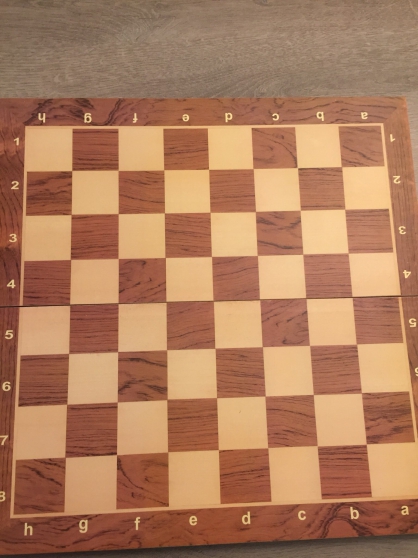 Jeux d\'échecs en bois magnétique