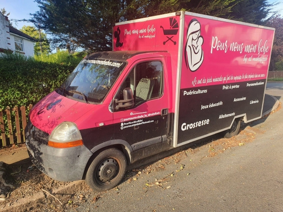 Annonce occasion, vente ou achat 'Renault master caisse magasin food truck'