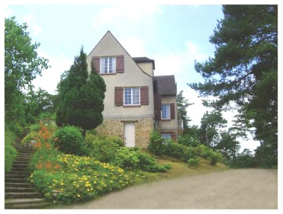 RARE ! 3 maisons sur 3,6 hectares