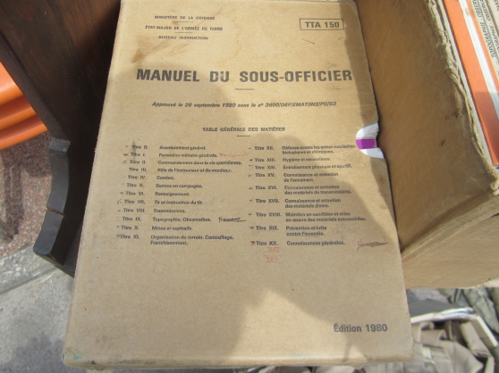 Annonce occasion, vente ou achat 'Manuel du Sous Officier 2 cartons'