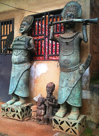 2 Grandes Statues 18ème en Bronze