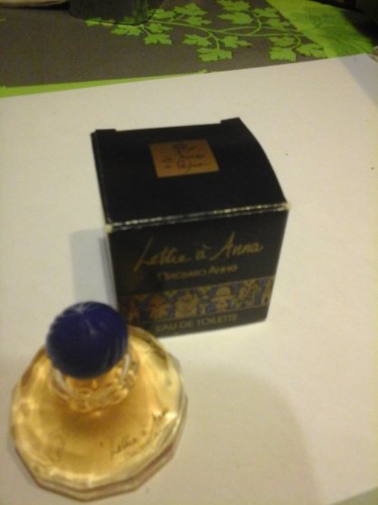 Annonce occasion, vente ou achat 'miniature parfum lettre a anna'