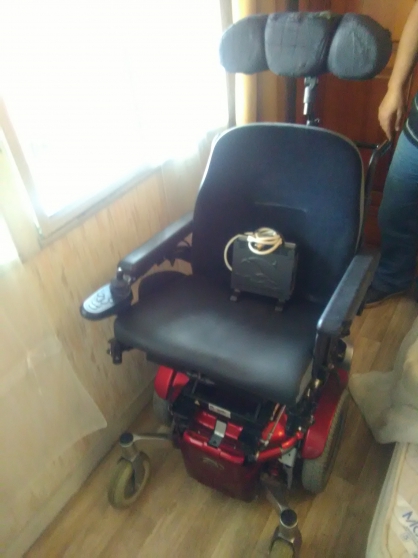 Annonce occasion, vente ou achat 'fauteuil roulant electrique'