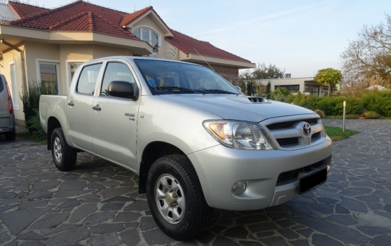 Annonce occasion, vente ou achat 'TOYOTA HILUX 2,5 D-4D Country 4x4 88kW'