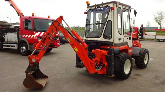 Annonce occasion, vente ou achat 'Tractopelle KUBOTA R520 N'