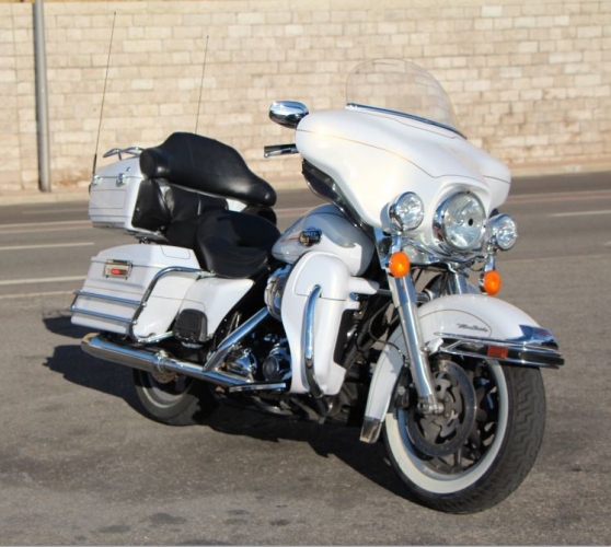 Annonce occasion, vente ou achat 'Harley Ultra Classic Electra Glide 1584'