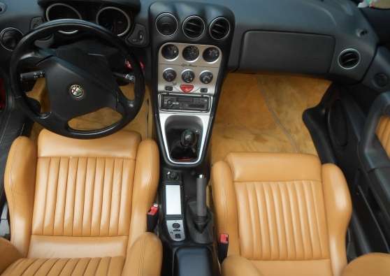 Alfa Romeo Spider 2 0 16s T Spark Rouge Marche Fr