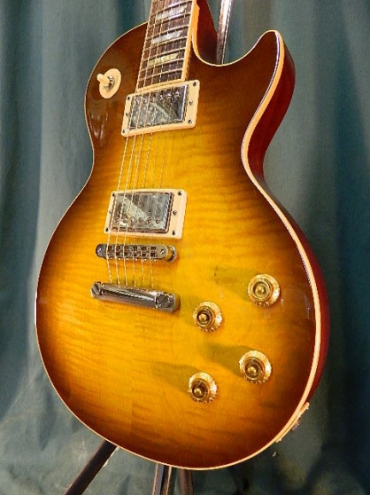 Annonce occasion, vente ou achat 'Gibson Les Paul Standard 2004'