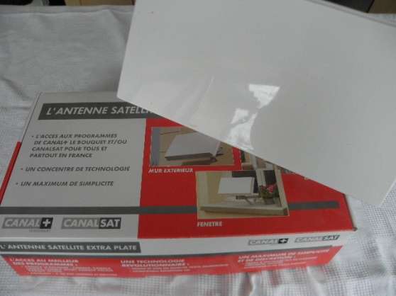 Annonce occasion, vente ou achat 'Antenne satellite extra plate'