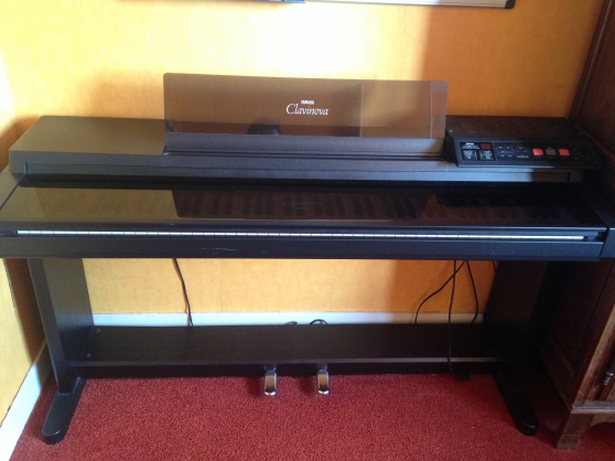 Annonce occasion, vente ou achat 'Piano Yamaha Clavinova CLP 550'