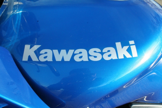 Annonce occasion, vente ou achat 'Kawasaki 750 zr7-s trs bon tat 2002'