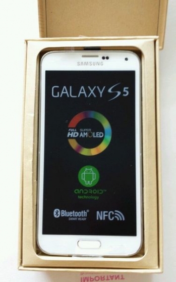 Annonce occasion, vente ou achat 'samsung galaxy s5 neuf 16go blanc'
