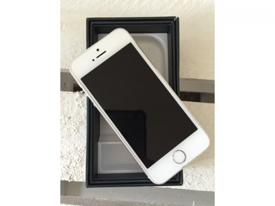 Annonce occasion, vente ou achat 'opportunite iphone5s 64go blanc'