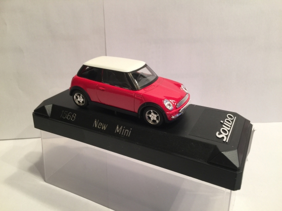 Annonce occasion, vente ou achat 'New Mini rouge miniature 1/43'