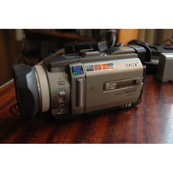 Camescope DV Sony DCR-TRV 950E
