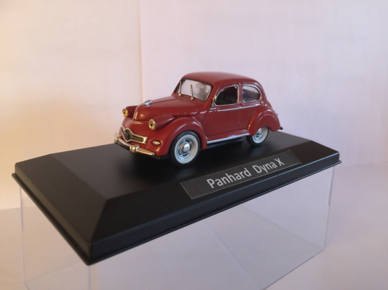 Annonce occasion, vente ou achat 'Panhard Dyna X rouge miniature 1/43'