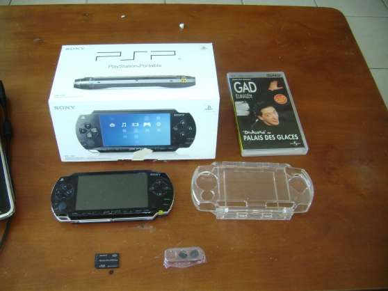 Annonce occasion, vente ou achat 'PSP plus un film et accessoire'