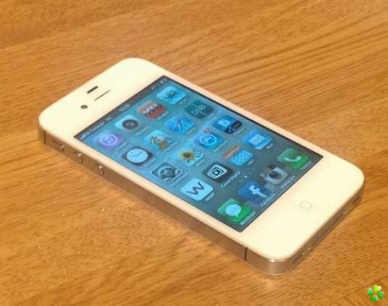 Annonce occasion, vente ou achat 'Iphone 4S Blanc'
