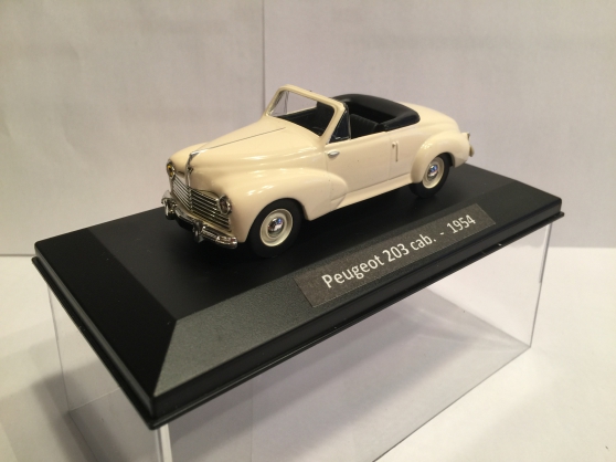 Annonce occasion, vente ou achat 'Peugeot 203 bleige miniature 1/43'