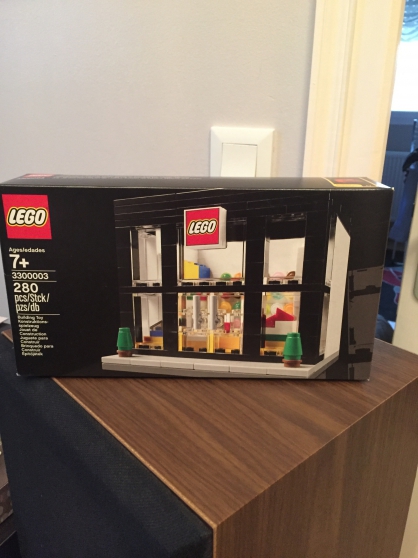 Annonce occasion, vente ou achat 'LEGO STORE'