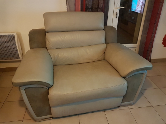 Annonce occasion, vente ou achat 'FAUTEUIL CUIR RELAX'