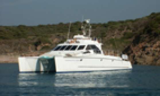 Annonce occasion, vente ou achat 'Catamaran Moteur Corse Sardaigne'