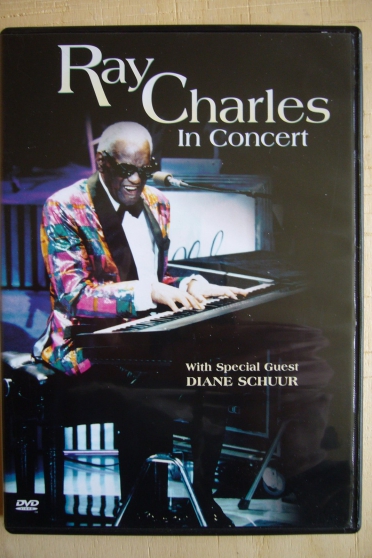 Annonce occasion, vente ou achat 'RAY CHARLES IN CONCERT - Miami 1999'