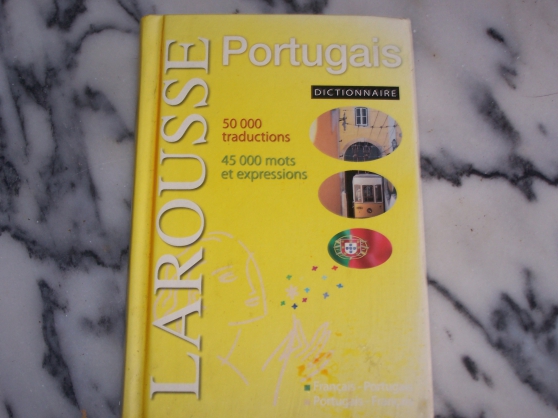 Annonce occasion, vente ou achat 'Dictionnaire Larousse Poche Portugais'