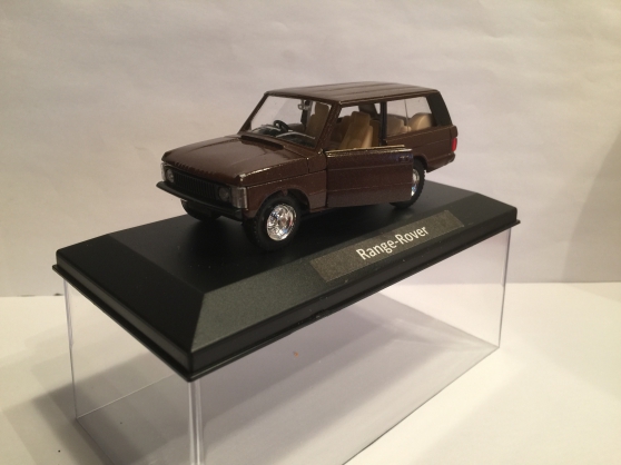 Annonce occasion, vente ou achat 'Range Rover marron miniature 1/43'