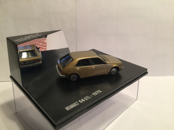 Annonce occasion, vente ou achat 'Renault 14 marron miniature 1/43'