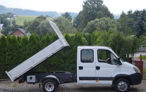 Annonce occasion, vente ou achat 'Camion-benne < 3.5t IVECO Daily 35c-12'
