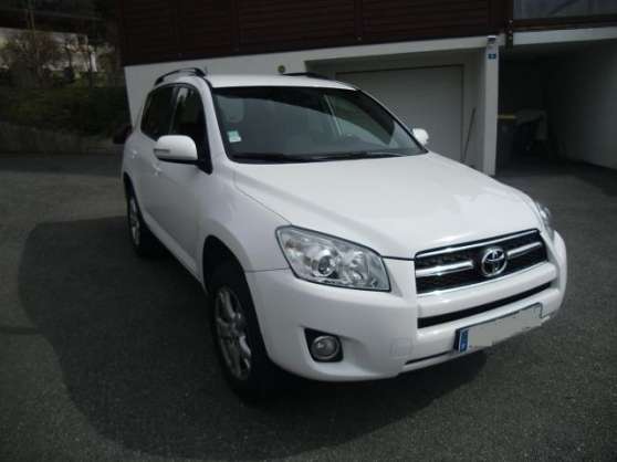 Annonce occasion, vente ou achat 'Toyota Rav 4 iii (2) 150 d-4d life'