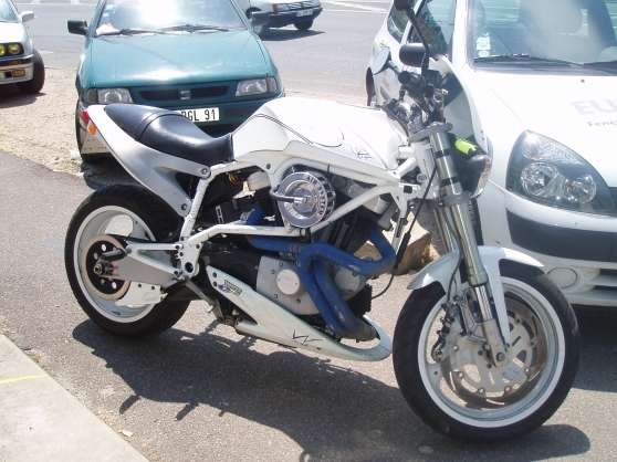Annonce occasion, vente ou achat 'vends BUELL X1 WHITE Lightning'