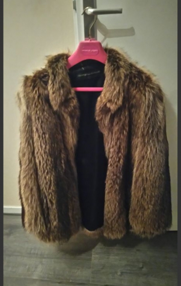 Annonce occasion, vente ou achat 'veste en fourrure Marmotte'