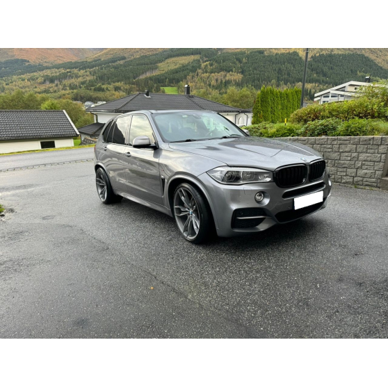 BMW X5 M50D 3.0-381D
