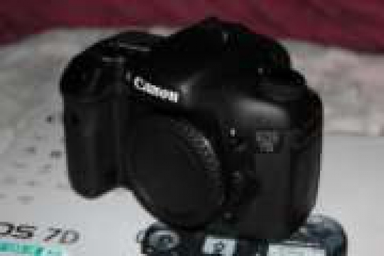 Appareilphoto numérique SLR Canon EOS 7D