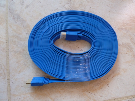 Annonce occasion, vente ou achat 'Cble HDMI 10m High Speed bleue neuf'