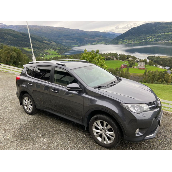 Annonce occasion, vente ou achat 'Toyota RAV4 2.2D-150 4WD'
