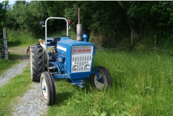 tracteur Ford 3000