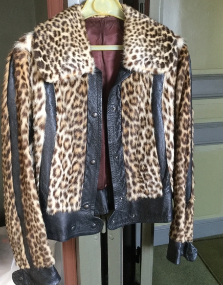 Annonce occasion, vente ou achat 'Veste de fourrure leopard veritable'