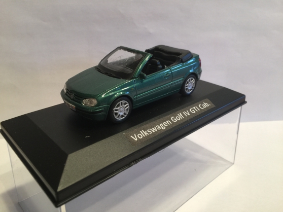 Volkswagen Golf IV GTI miniature 1/43