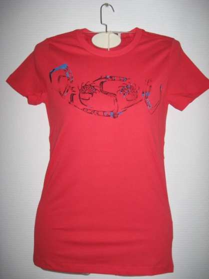 T.shirt Diesel rouge neuf taille S/M/L