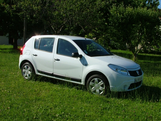 Annonce occasion, vente ou achat 'Dacia Sandero Ambiance 1.4 MPI 75 GPL'