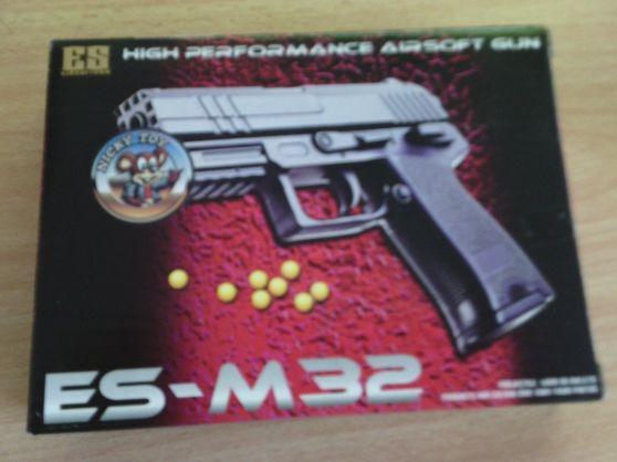 Pistolet à billes "ES-M32 Airsoft"
