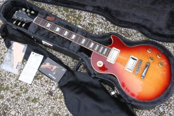 Annonce occasion, vente ou achat 'Gibson Les Paul Standard Heritage 2005'
