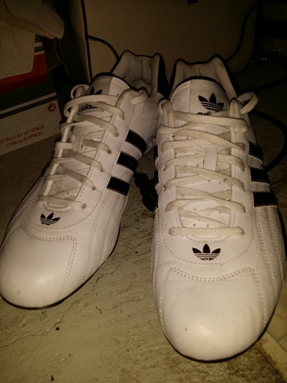 Annonce occasion, vente ou achat 'Chaussures Adidas Good Year parfait tat'