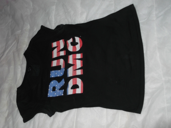 Annonce occasion, vente ou achat 'T shirt du groupe de rap RUN DMC femme'