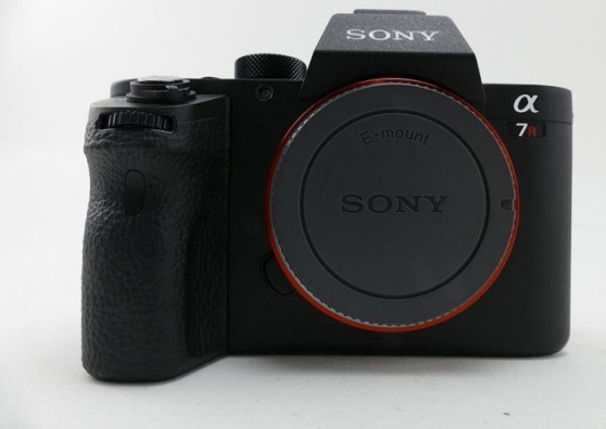 Annonce occasion, vente ou achat 'Sony A7R II 42,4 MP excellent tat'
