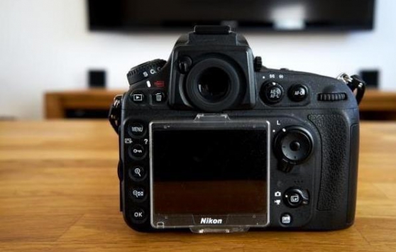 Annonce occasion, vente ou achat 'Nikon D800 Avec Objectifs Et Flash'