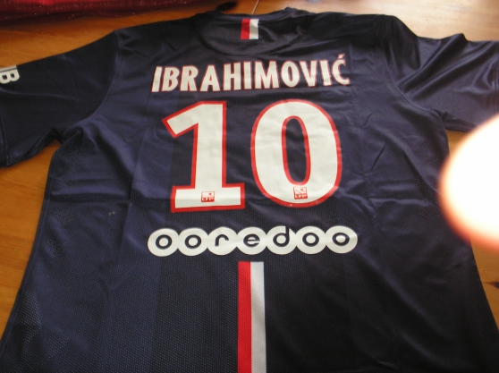 Annonce occasion, vente ou achat 'Maillot neuf PSG Domicile Ibrahimovic 20'